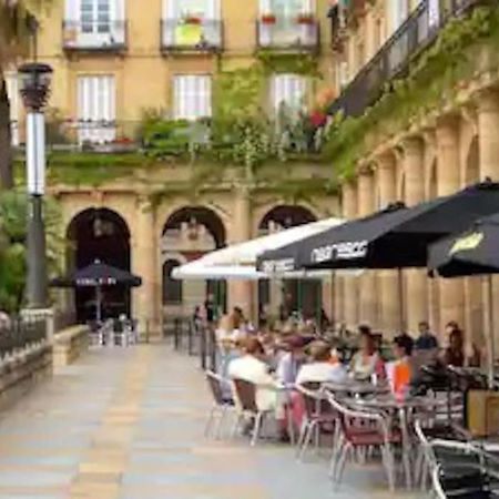 La Casita Verde. Metro Cerca Del Casco Viejo Bilbao Eksteriør billede