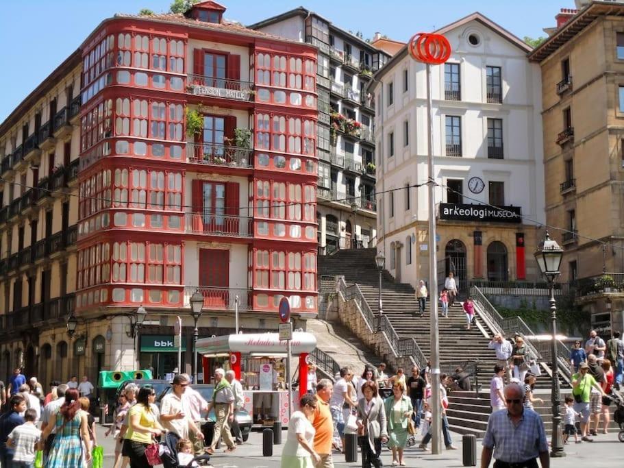 La Casita Verde. Metro Cerca Del Casco Viejo Bilbao Eksteriør billede